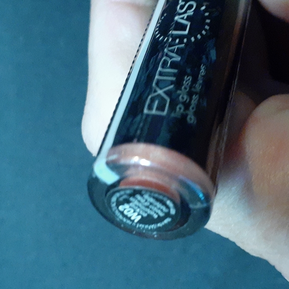 Avon Extra lasting lip gloss - Picture 10 of 10